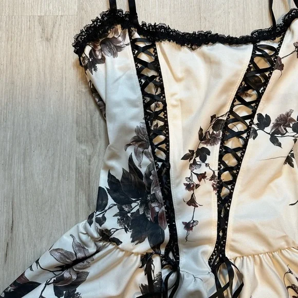 Basic Witchery Mini Dress - Picture 6 of 6